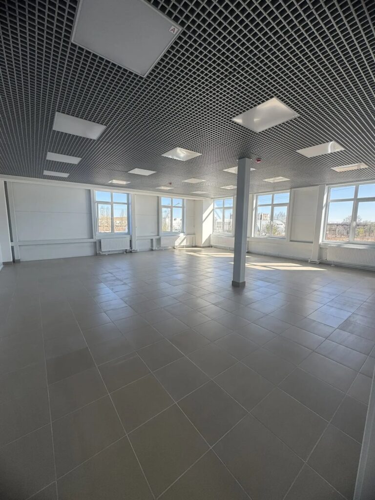 Офис административно-бытового корпуса, 80 кв.м.